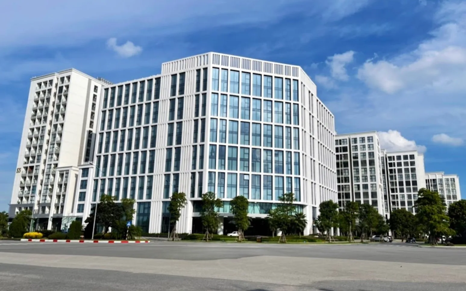 Văn phòng cho thuê Symphony Building, Vinhomes Riverside